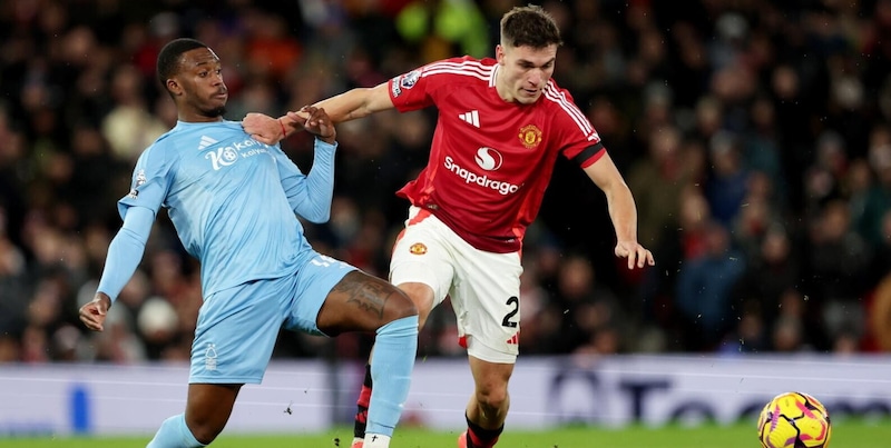 Il Manchester United 'libera' Ugarte: la Juve c'è, ma dipende dalla Champions 3 Il Manchester United 'libera' Ugarte: la Juve c'è, ma dipende dalla Champions