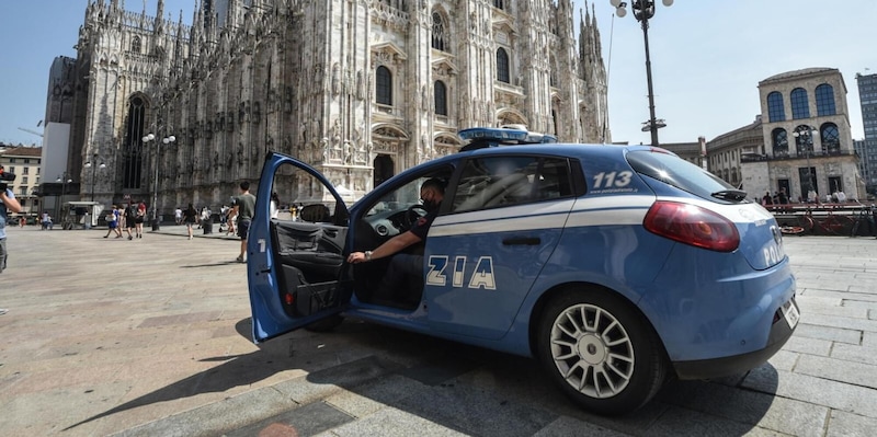 Escort a Milano, oscurati nomi calciatori e pilota di Formula Uno: "Incontri organizzati anche durante il lockdown, una ragazza &egrave; rimasta incinta"