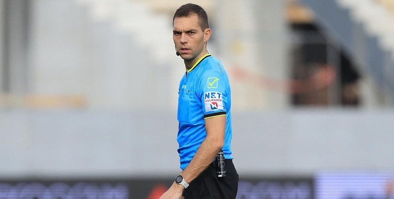 Serie A, gli arbitri: Napoli-Lazio a Zufferli, Marcenaro per Roma-Atalanta 2 Serie A, gli arbitri: Napoli-Lazio a Zufferli, Marcenaro per Roma-Atalanta