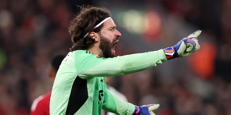 In Inghilterra sicuri: "Alisson ha gi&agrave; detto s&igrave; alla Juve. Il Liverpool si infuria e pensa a Di Gregorio"