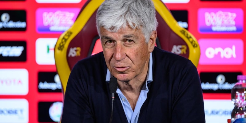 Gasperini e la domanda sul futuro: "Sar&agrave; ancora l'allenatore della Roma a luglio?". Lui sorride e risponde cos&igrave;...