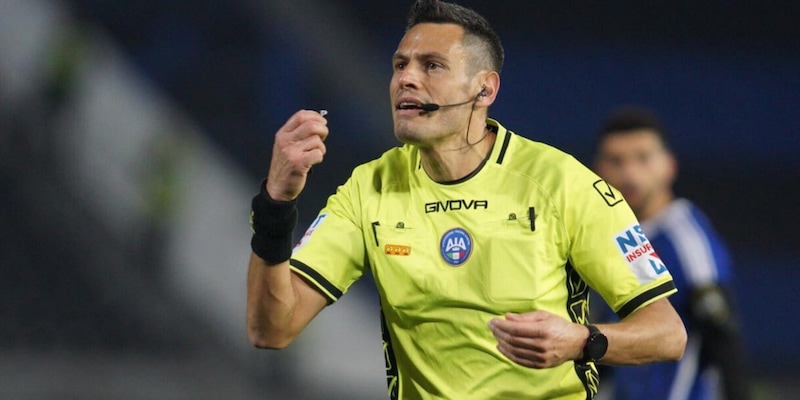 Mondiali 2026, la FIFA sceglie gli arbitri: c'è un italiano e anche Taylor 2 Mondiali 2026, la FIFA sceglie gli arbitri: c'è un italiano e anche Taylor