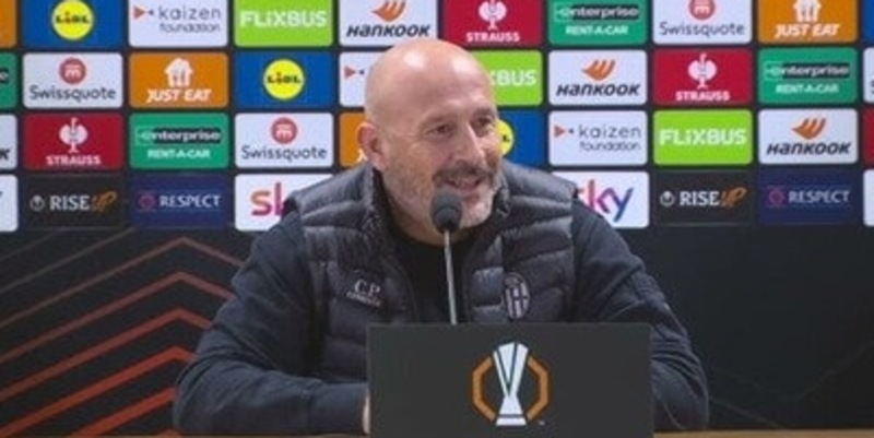 Italiano e la battuta su Ravaglia prima di Aston Villa-Bologna: "Se Emery dice 'attack' io dico 'defend'..." 4 Italiano e la battuta su Ravaglia prima di Aston Villa-Bologna: "Se Emery dice 'attack' io dico 'defend'..."