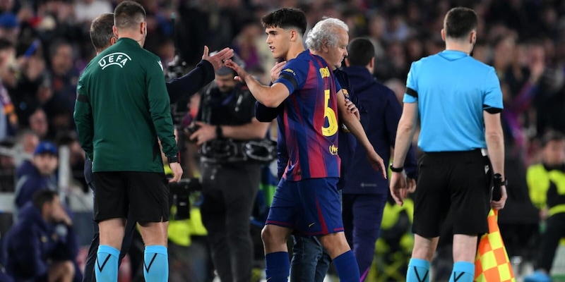 Barcellona, clamoroso ricorso all'Uefa dopo la sconfitta con l'Atletico Madrid: "L'arbitraggio ha influenzato il risultato" 3 Barcellona, clamoroso ricorso all'Uefa dopo la sconfitta con l'Atletico Madrid: "L'arbitraggio ha influenzato il risultato"
