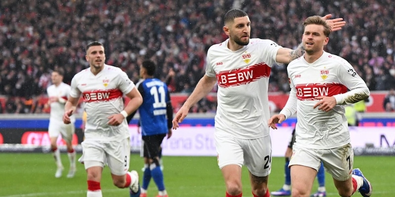 Bundesliga, Stoccarda show con l'Amburgo. Werder ko a Colonia, Friburgo corsaro 3 Bundesliga, Stoccarda show con l'Amburgo. Werder ko a Colonia, Friburgo corsaro