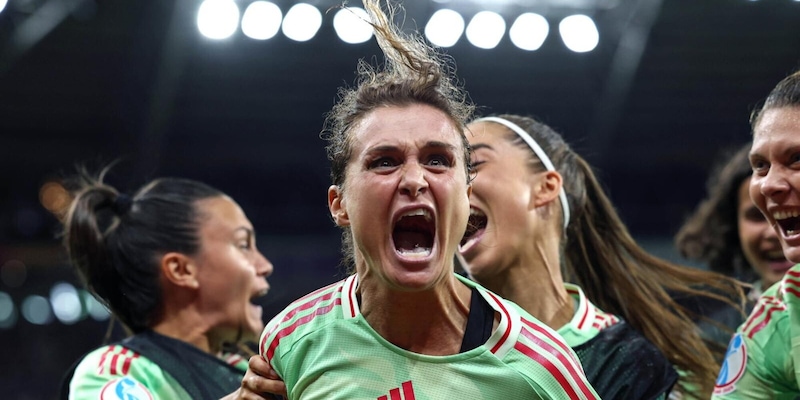 Mondiali Femminili, Italia travolgente in Serbia: 6-0 e classifica riaperta 3 Mondiali Femminili, Italia travolgente in Serbia: 6-0 e classifica riaperta