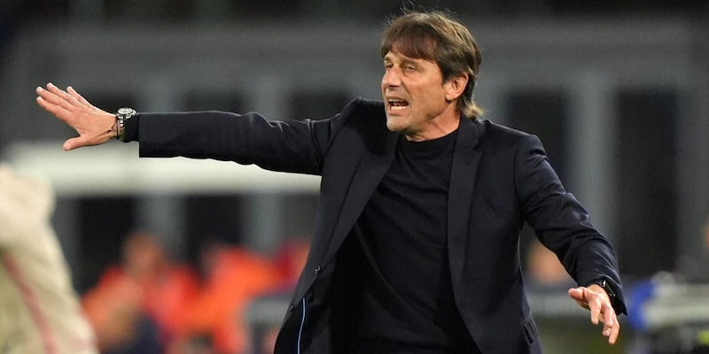 Conte e la 'frecciata' a Lukaku: "So che &egrave; venuto a Napoli, il mio ufficio era l&igrave;..."