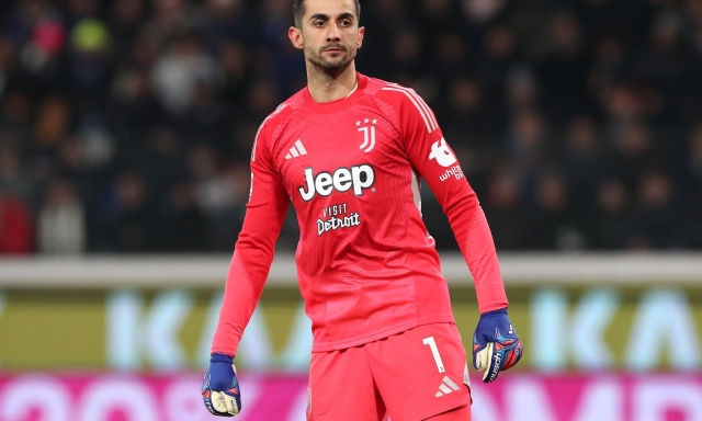 Perin, nuovi spiragli per prolungare il matrimonio con la Juve: può essere lui il vice Alisson 4 Perin, nuovi spiragli per prolungare il matrimonio con la Juve: può essere lui il vice Alisson