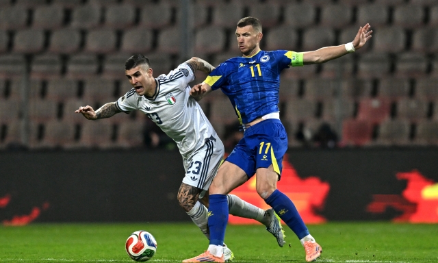 La moviola di Bosnia-Italia: manca il rosso a Muharemovic, dubbi sull'1-1 1 La moviola di Bosnia-Italia: manca il rosso a Muharemovic, dubbi sull'1-1