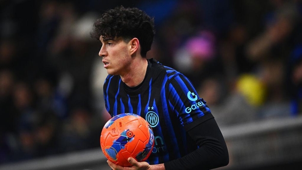 "Bastoni? Non so se resta": crollano le quote di addio in estate. E il Barça... 3 "Bastoni? Non so se resta": crollano le quote di addio in estate. E il Barça...