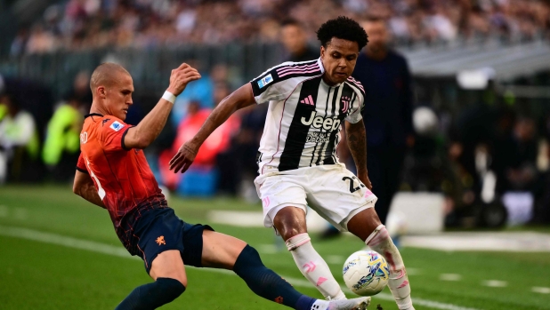 Juve-Genoa, le pagelle: McKennie 7, come giocare in dodici. Martin manda tutto all'aria, 5