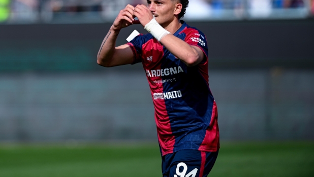 Cagliari-Cremonese, le pagelle: che cuore Esposito (7), male Vandeputte (5) 4 Cagliari-Cremonese, le pagelle: che cuore Esposito (7), male Vandeputte (5)