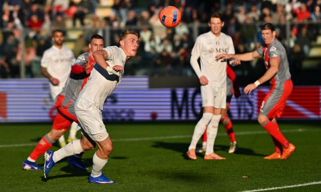 Il Napoli, il Bari all'ultima speranza salvezza e 4 gare dall'estero: le partite di oggi