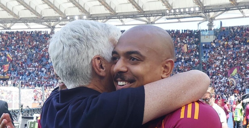 Malen, le parole che emozionano: "Se sono in un grande club come la Roma &egrave; perch&eacute;..."