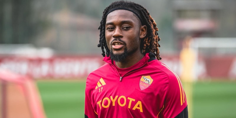 Roma, missione Fiorentina: le condizioni di Kon&eacute;, Tsimikas e Zaragoza