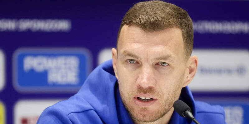 Dzeko: "L'Italia ci ha sottovalutati, &egrave; chiaro ci siano dei problemi". E su Muharemovic...