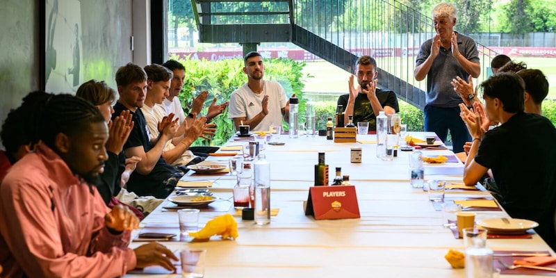 Roma, pranzo di squadra prima dei saluti. Il discorso di Gasperini 4 Roma, pranzo di squadra prima dei saluti. Il discorso di Gasperini