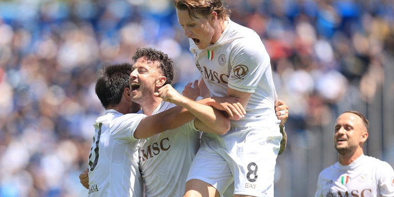 Serie A, Pisa-Napoli 0-3: McTominay, Rrahmani e poi Hojlund, Conte &egrave; in Champions