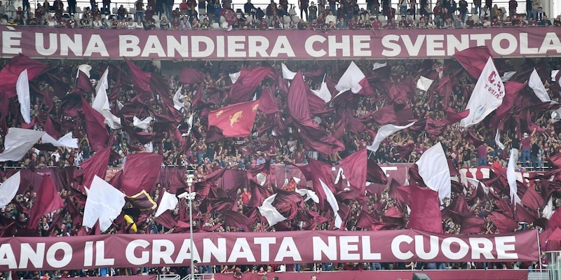 Scoppia la polemica tra Juve e Torino per le modalit&agrave; d'accesso dei tifosi bianconeri: la posizione nettissima prima del derby