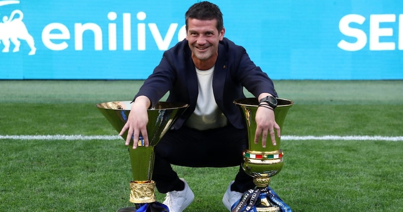 Inter, è Chivu il migliore allenatore della Serie A 2025/26. De Siervo: "Straordinario" 4 Inter, è Chivu il migliore allenatore della Serie A 2025/26. De Siervo: "Straordinario"