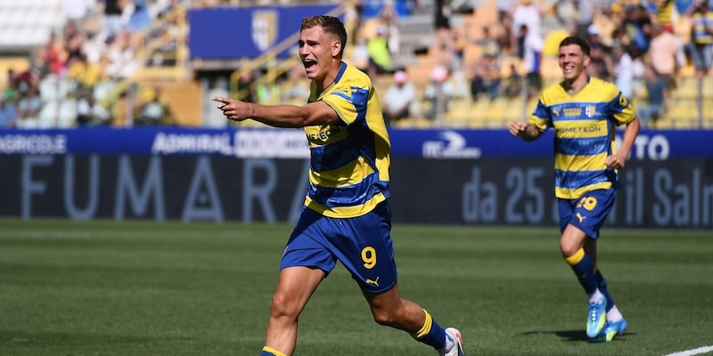 Il Parma piega il Sassuolo: è di Pellegrino l'ultimo acuto al Tardini 2 Il Parma piega il Sassuolo: è di Pellegrino l'ultimo acuto al Tardini
