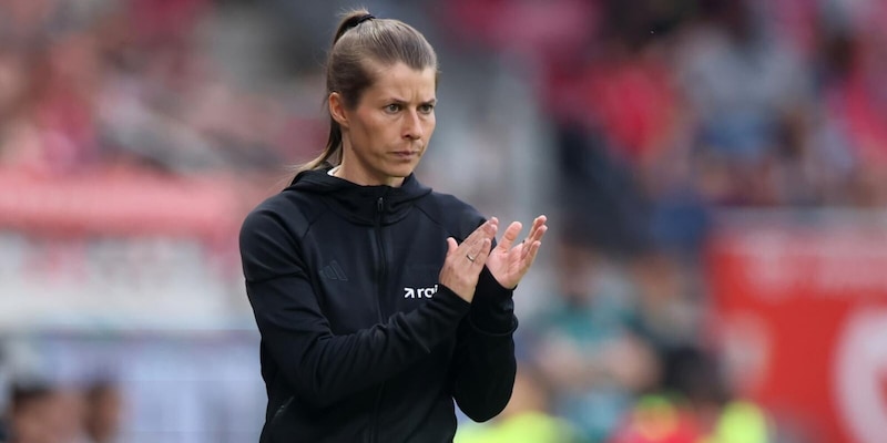 Prima vittoria di Marie-Louise Eta con l'Union Berlino.&nbsp;Il Friburgo cade ad Amburgo