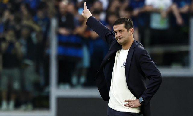 Chivu: "Se cambio modulo? Mi viene in mente il 5-5-5 di Oronzo Canà. E Mourinho..."