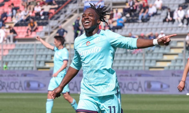 Bologna, Rowe può essere l'affare dell'estate: Chelsea interessato, pronti 40 milioni 4 Bologna, Rowe può essere l'affare dell'estate: Chelsea interessato, pronti 40 milioni