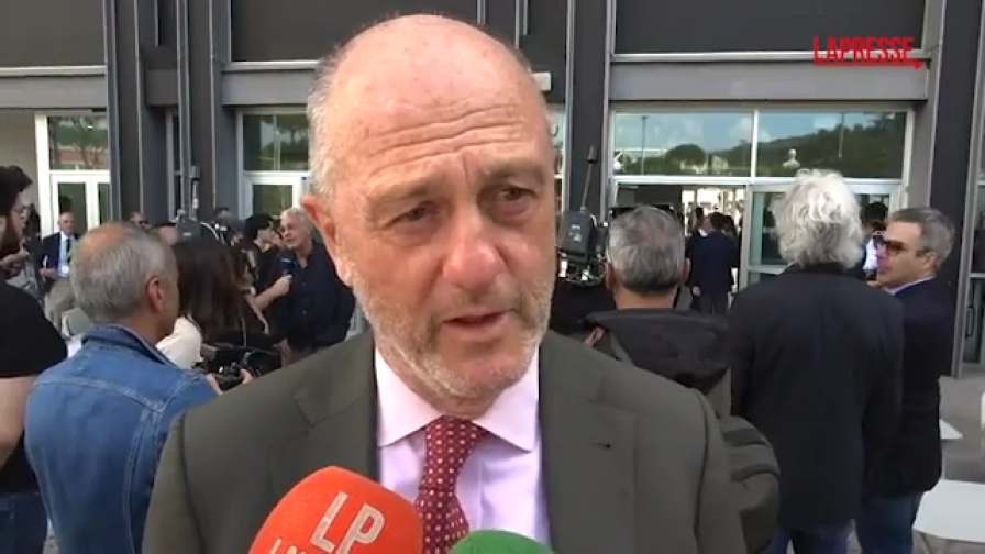 Binaghi ironico: "Sicuri che si debba spostare il tennis e non il calcio?"