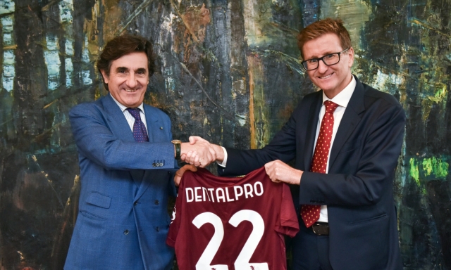 Dal dentista al campo: così il Torino prova a prevenire gli infortuni con DentalPro 1 Dal dentista al campo: così il Torino prova a prevenire gli infortuni con DentalPro