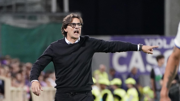 Fiorentina, Vanoli nel post partita: "Non voglio rimanere per riconoscenza, costruiamo una squadra forte" 2 Fiorentina, Vanoli nel post partita: "Non voglio rimanere per riconoscenza, costruiamo una squadra forte"