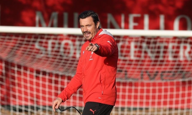 Milan Futuro, Oddo lascia con un anno di anticipo: l'U23 rossonera dovrà trovare un nuovo allenatore