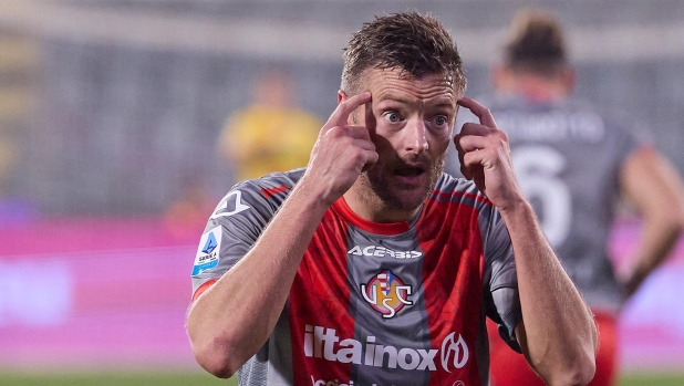 Il miracolo e la tragedia, le cadute e le risalite fino al flop Cremonese: i 10 anni pazzi di Vardy