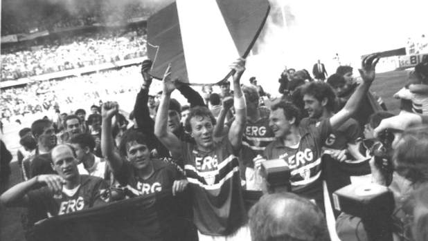 Samp tricolore, il Barça di Cruyff, Papin Pallone d'oro: con Juve e Milan fuori dalla Coppa Campioni il mondo era così 3 Samp tricolore, il Barça di Cruyff, Papin Pallone d'oro: con Juve e Milan fuori dalla Coppa Campioni il mondo era così