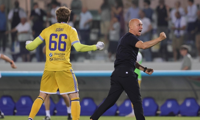 Serie C, Brescia-Ascoli è la finale dei playoff. Eliminate Salernitana e Catania 2 Serie C, Brescia-Ascoli è la finale dei playoff. Eliminate Salernitana e Catania