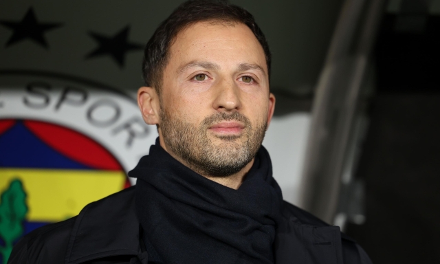 Parla sei lingue, adora Lucio Dalla e allenerà il Bologna: Domenico Tedesco finalmente in Serie A 2 Parla sei lingue, adora Lucio Dalla e allenerà il Bologna: Domenico Tedesco finalmente in Serie A