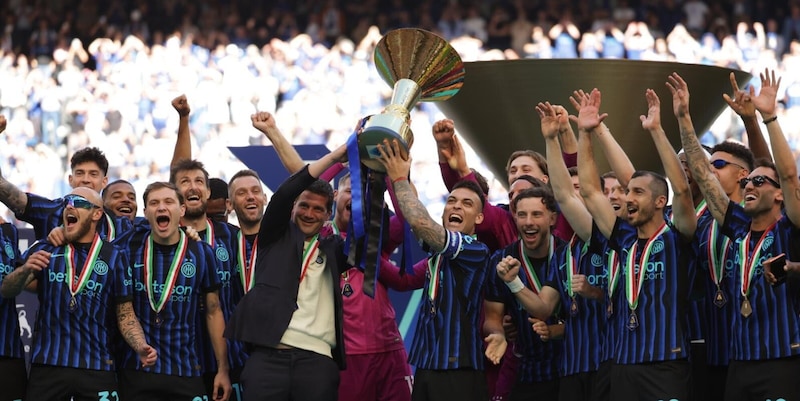 La Serie A ufficializza giorni e orari delle partite di campionato 2026/2027: tutto su anticipi, posticipi e infrasettimanali 3 La Serie A ufficializza giorni e orari delle partite di campionato 2026/2027: tutto su anticipi, posticipi e infrasettimanali
