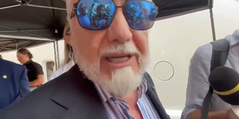 "Allegri? Non se ne pu&ograve; parlare. Le scelte poi...": De Laurentiis sorprende cos&igrave;