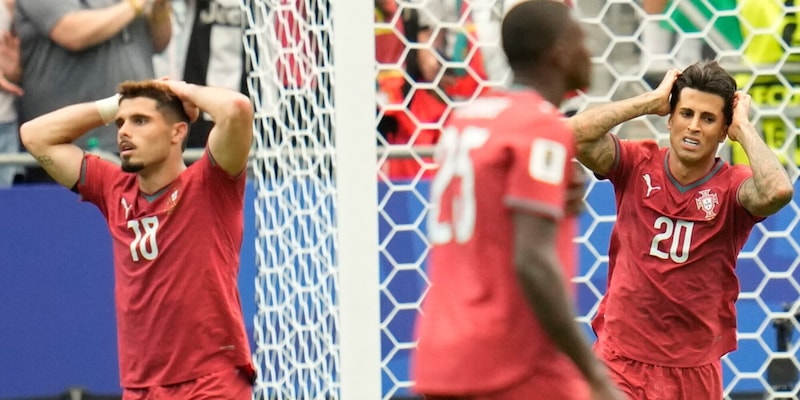 Impresa Congo! Portogallo fermato all’esordio: Ronaldo invisibile, Conceicao scuote ma non basta 3 Impresa Congo! Portogallo fermato all’esordio: Ronaldo invisibile, Conceicao scuote ma non basta