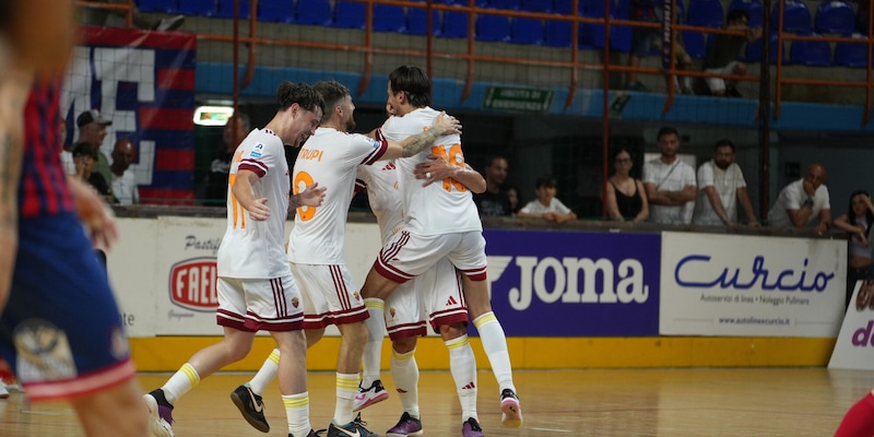 Futsal, Serie A KINTO: L84 Torino e Roma, che blitz in gara-1 dei quarti playoff! Il Sala Consilina la spunta ai tiri di rigore 2 Futsal, Serie A KINTO: L84 Torino e Roma, che blitz in gara-1 dei quarti playoff! Il Sala Consilina la spunta ai tiri di rigore