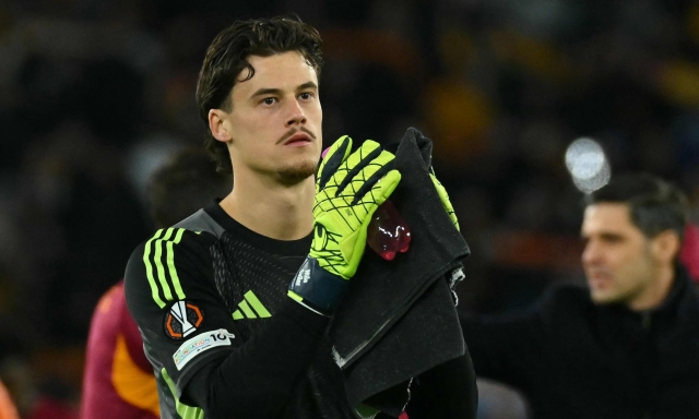 Svilar, un campione senza Mondiale: aspetta ancora una deroga per giocare col suo Belgio 1 Svilar, un campione senza Mondiale: aspetta ancora una deroga per giocare col suo Belgio