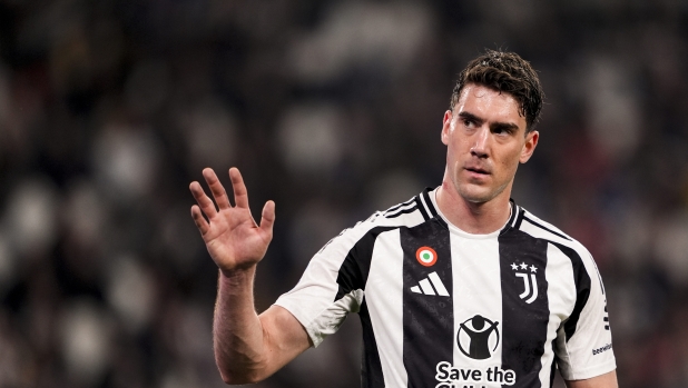 Svolta Vlahovic, adesso può restare alla Juve? I bookie ci credono: le quote