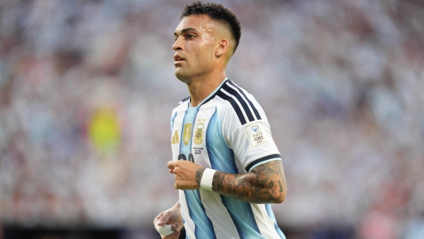 Lautaro deluso: dopo il flop al debutto ora teme il nuovo sorpasso di Alvarez 4 Lautaro deluso: dopo il flop al debutto ora teme il nuovo sorpasso di Alvarez