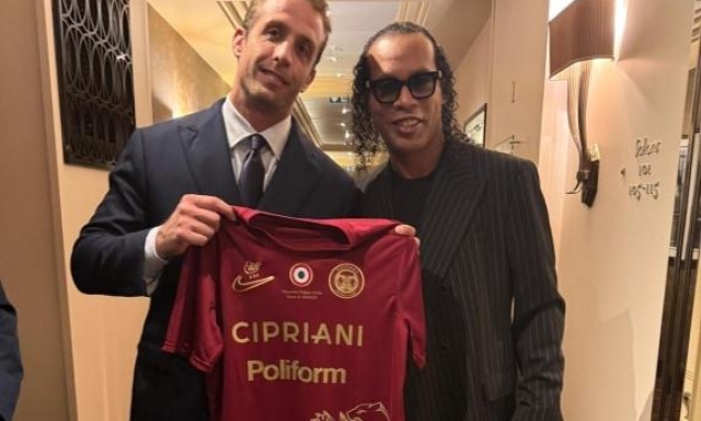 Cipriani: "Ronaldinho giocherà almeno una partita in Serie C, vuole fare a Ravenna l'ultimo gol in carriera" 4 Cipriani: "Ronaldinho giocherà almeno una partita in Serie C, vuole fare a Ravenna l'ultimo gol in carriera"