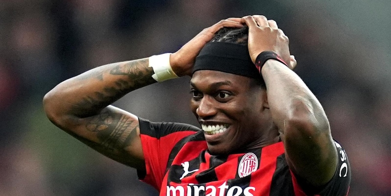 Leao, il Milan dice no ai 40 milioni del Fenerbahçe. Ed è arrivato Diawara 1 Leao, il Milan dice no ai 40 milioni del Fenerbahçe. Ed è arrivato Diawara