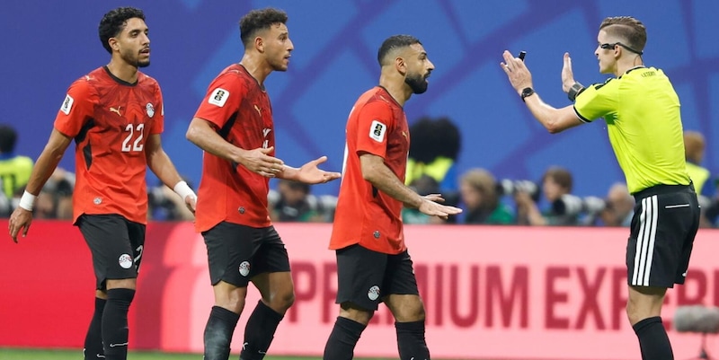 Clamoroso ai Mondiali: reclamo dell'Egitto alla Fifa contro l'arbitro dopo il ko con l'Argentina 3 Clamoroso ai Mondiali: reclamo dell'Egitto alla Fifa contro l'arbitro dopo il ko con l'Argentina