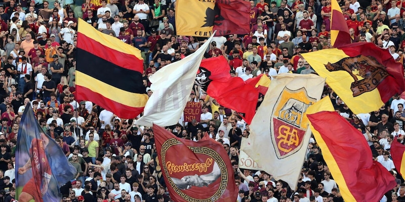 I tifosi della Roma preparano la festa giallorossa per i 99 anni del club: il 22 luglio sarà speciale 2 I tifosi della Roma preparano la festa giallorossa per i 99 anni del club: il 22 luglio sarà speciale