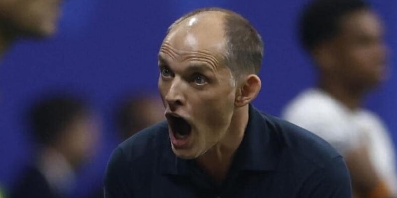 Caos Inghilterra, tutti puntano il dito contro Tuchel: "Sconcertante, siamo sicuri non sia una spia tedesca?" 2 Caos Inghilterra, tutti puntano il dito contro Tuchel: "Sconcertante, siamo sicuri non sia una spia tedesca?"