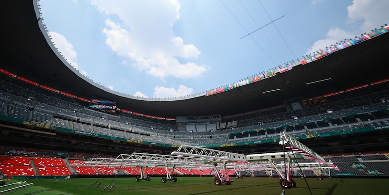 Inghilterra-Messico, la Fifa valuta il cambio d'orario: rischio temporali sull'Azteca 2 Inghilterra-Messico, la Fifa valuta il cambio d'orario: rischio temporali sull'Azteca