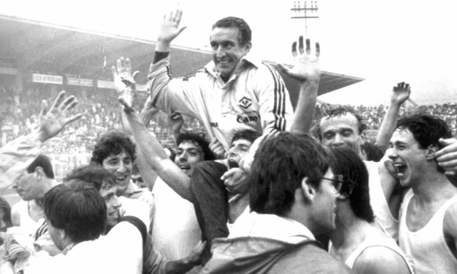 Osvaldo Bagnoli è morto: fu l'allenatore dello storico scudetto dell'Hellas Verona. Aveva 91 anni